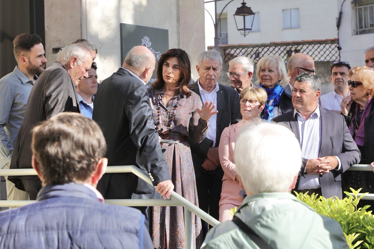 Un vendredi à la rencontre des Provençaux à Tarascon et à Châteaurenard. 🌞

Crèches, maisons du Bel âge, médiathèque, marché agricole… 

Le <a href="/departement13/">Département des Bouches-du-Rhône</a> est sur tous les fronts pour soutenir les communes et être au plus près des habitants.