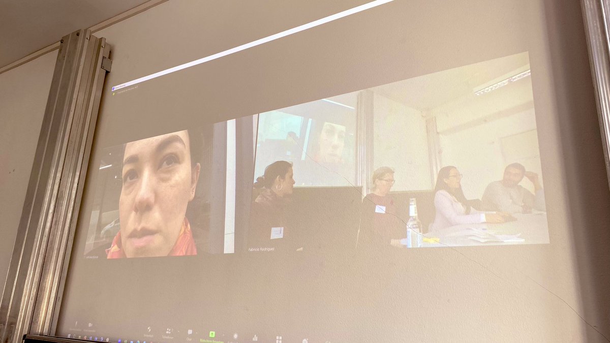 Fabricio Rodríguez (@fr_frodriguez) on Twitter photo 🎙️excellent discussions & critical reflections on the virtual encyclopedia of <a href="/postcolh22/">Postcolonial Hierarchies in Peace and Conflict</a> network @AFKeV2 2024 in Darmstadt. Great chairing an absolutely insightful roundtable with Claudia Brunner, Siddharth Tripathi, Viviana García Pinzón, Miriam Bartelmann, Selbi Durdiyeva 📝🌍 🎙️excellent discussions & critical reflections on the virtual encyclopedia of <a href="/postcolh22/">Postcolonial Hierarchies in Peace and Conflict</a> network @AFKeV2 2024 in Darmstadt. Great chairing an absolutely insightful roundtable with Claudia Brunner, Siddharth Tripathi, Viviana García Pinzón, Miriam Bartelmann, Selbi Durdiyeva 📝🌍