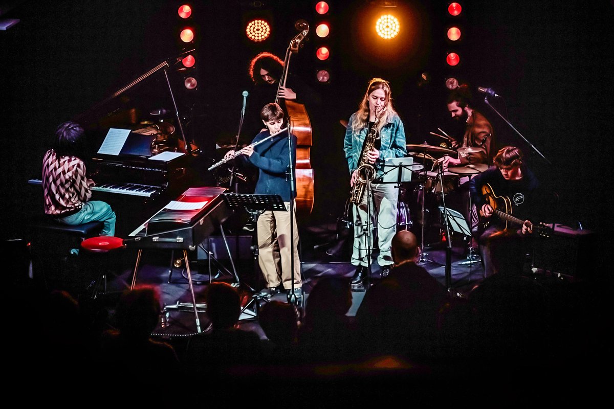 BXLxLDN Interplay, a new international collaboration between Tomorrow’s Warriors (UK) and @Brosella Jazz Festival (Belgium), launched in Brussels at the start of this month. Follow the link to read the full story tinyurl.com/2kjw459x