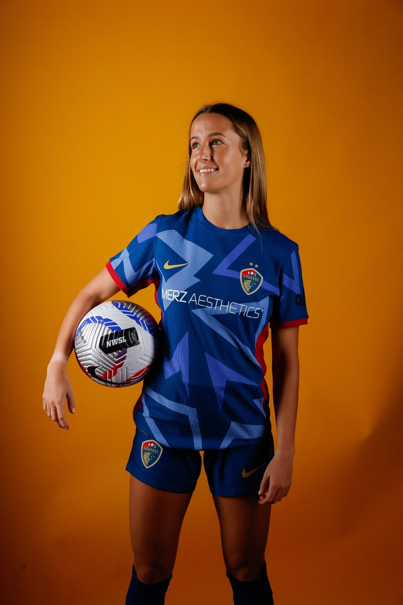 Pitt Women's Soccer (@pitt_wsoc) on Twitter photo Congratulations are in order 🙌
<a href="/amanda_westt/">Amanda West</a> and <a href="/landy_mertz/">Landy Mertz</a> have officially signed their NWSL contacts ✍️
🧡 <a href="/HoustonDash/">Houston Dash</a> 🤝 <a href="/amanda_westt/">Amanda West</a>
💙 <a href="/TheNCCourage/">NC Courage</a> 🤝 <a href="/landy_mertz/">Landy Mertz</a>
#H2P Congratulations are in order 🙌
<a href="/amanda_westt/">Amanda West</a> and <a href="/landy_mertz/">Landy Mertz</a> have officially signed their NWSL contacts ✍️
🧡 <a href="/HoustonDash/">Houston Dash</a> 🤝 <a href="/amanda_westt/">Amanda West</a>
💙 <a href="/TheNCCourage/">NC Courage</a> 🤝 <a href="/landy_mertz/">Landy Mertz</a>
#H2P