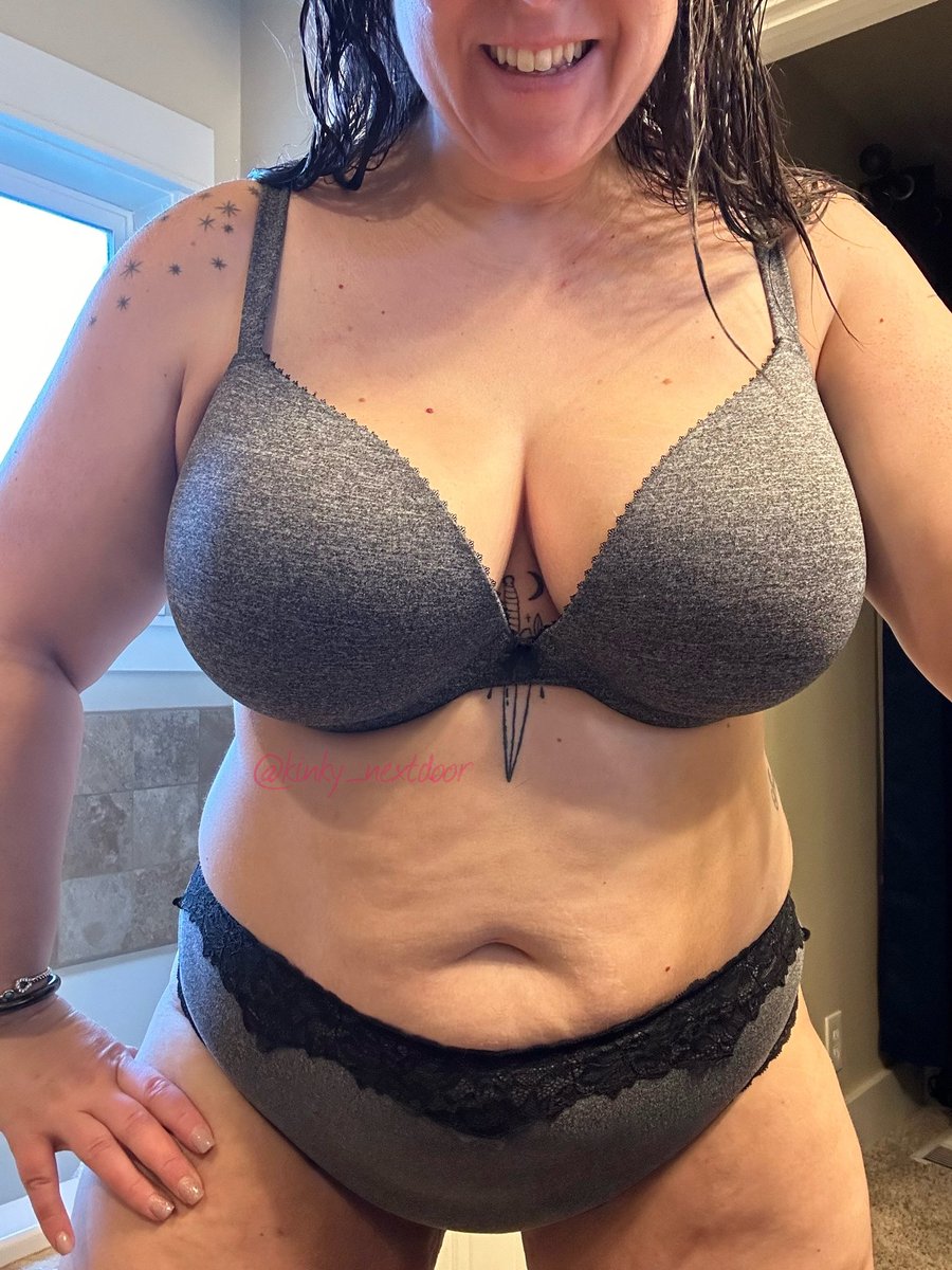 kinky_wife_nextdoor tweet media