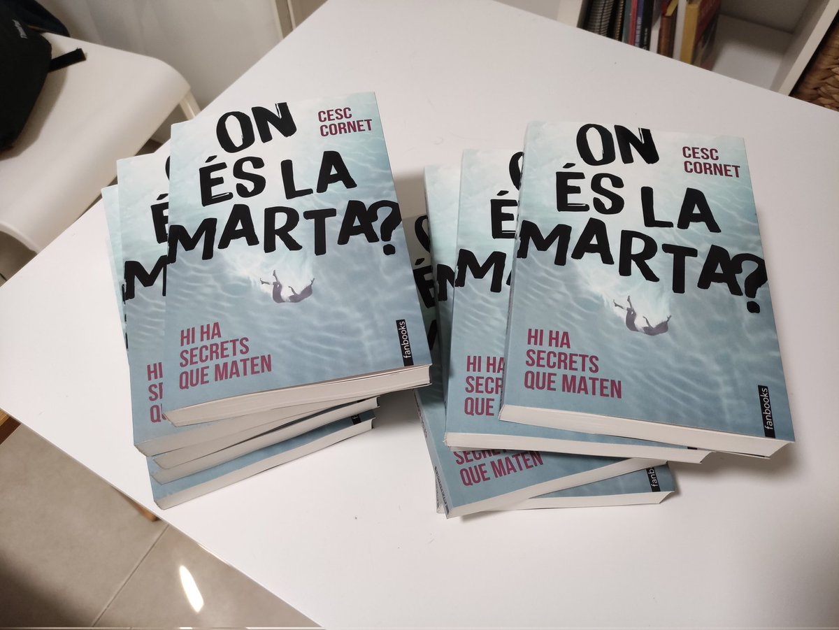 SocEnCesc's tweet photo. Ja són aquí!!! #OnÉsLaMarta? #thriller #thrillerjuvenil @Fanbooks_ @IMCAgLiteraria @Grup62 https://t.co/aBq7bYQci1
