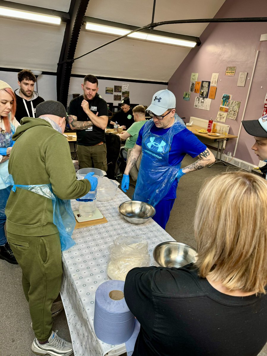 What a pleasure to have some special guests at our weekly Soap with Hope session. The team from @simonotstreets joined us today to witness our Lived Experience Recovery workshop & to start our organisations partnership in helping homeless people access Recovery #lero #partnership