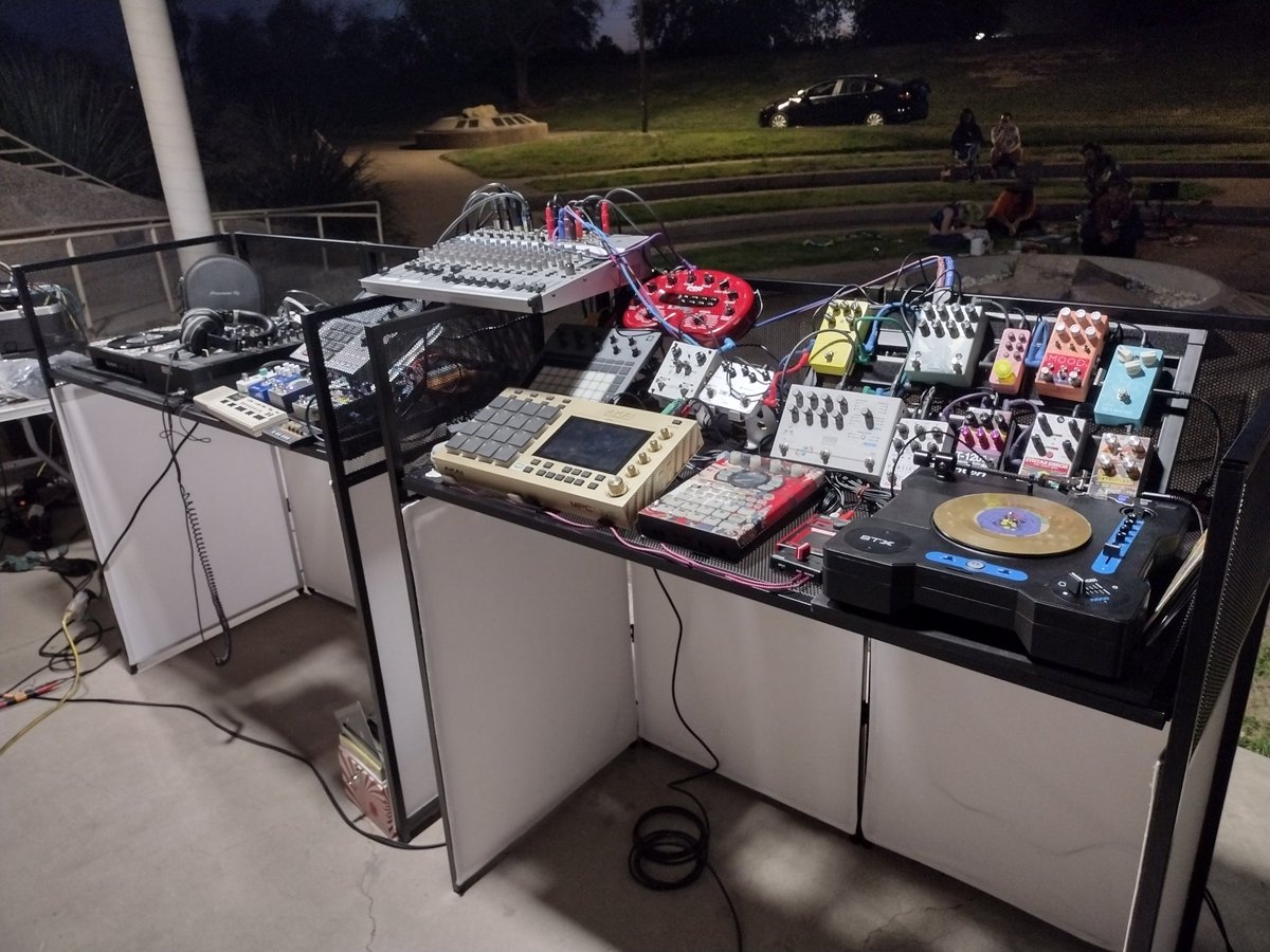 Dank Reynoldz (follow @WrecksThisDeck on YT/TT/IG) tweet media