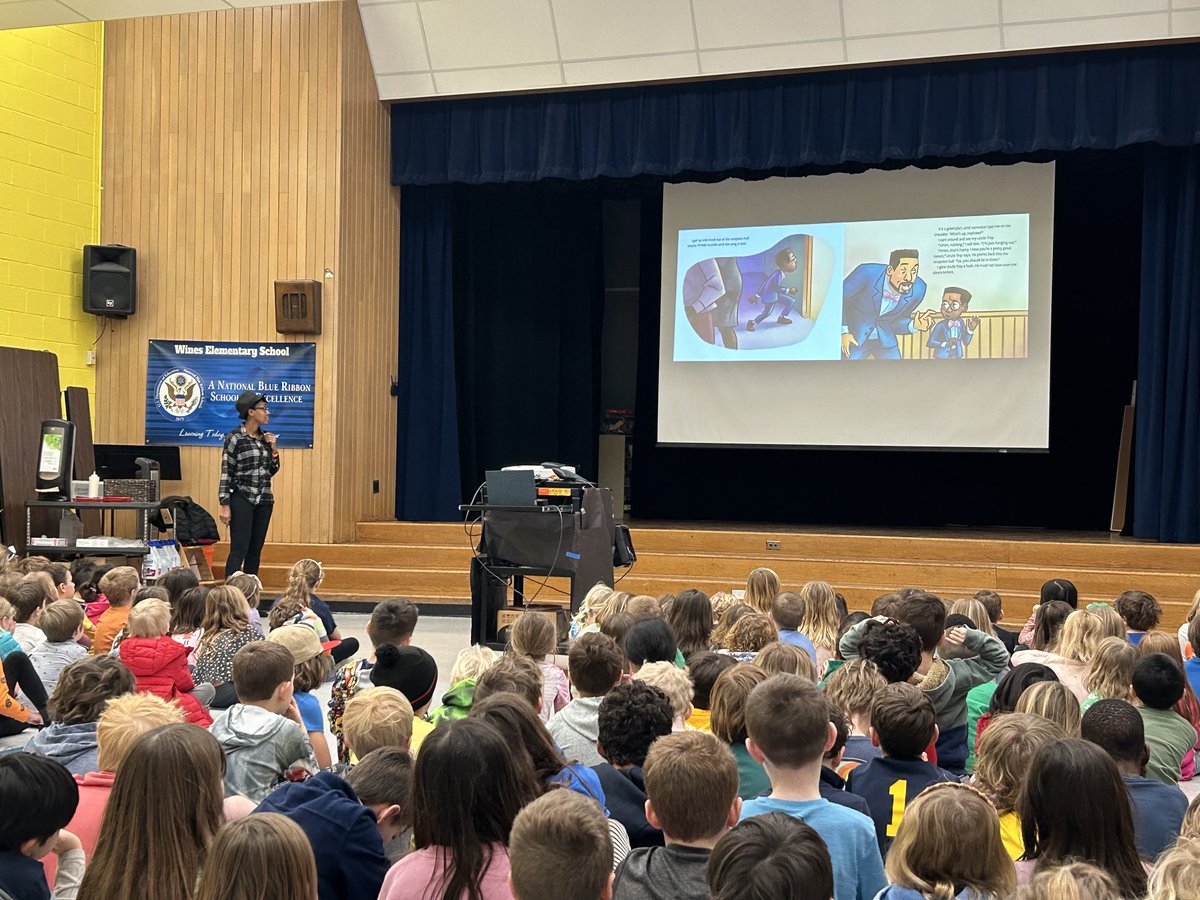 Thank you ⁦@kellyiswrite⁩ for sharing your books at Literacy Night last evening and then today with two amazing assemblies!