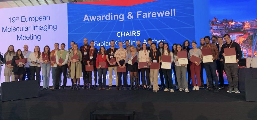 4 of 29 poster prizes at #EMIM2024 awarded to scientists from #ExMI @UniklinikAachen @RWTH 💪 Congrats Karina Benderski, Elena Rama, Laura Schaefer, Jeffrey Momoh 🏆 Highlighting the excellent work done as part of @dfg_public consortial projects: #RTG2375 #PAK961 #SFB1066