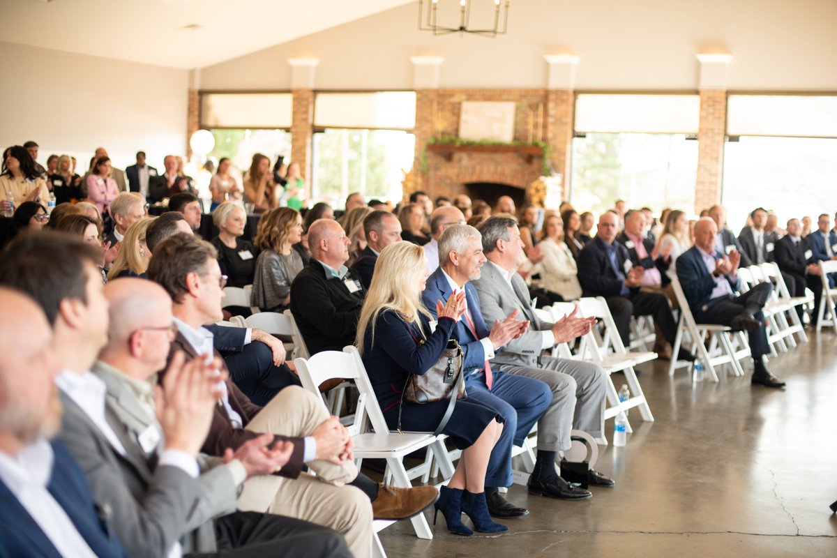 knoxchamber's tweet photo. Complete photo gallery from the 2024 Pinnacle Business Awards, presented by Pinnacle Financial Partners, is now available on our Facebook page. Congratulations again to all of this year’s winners! https://t.co/15R7uWOTTi