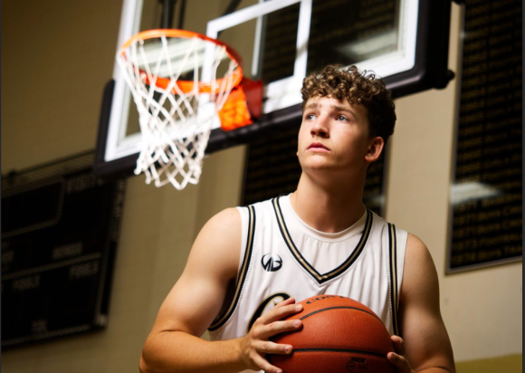 Corunna Basketball (@corunnahoops) on Twitter photo Congratulations to our PG <a href="/LoganVowell6/">Logan Vowell</a> on earning Honorable Mention All-league honors in the <a href="/MetroFlint/">Flint Metro League</a>. Logan led the team in assists this past season and was a versatile defender. Congratulations to our PG <a href="/LoganVowell6/">Logan Vowell</a> on earning Honorable Mention All-league honors in the <a href="/MetroFlint/">Flint Metro League</a>. Logan led the team in assists this past season and was a versatile defender.