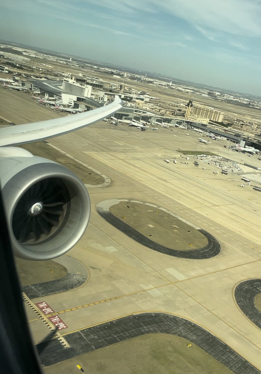 Takeoff from @DFWAirport onboard @AmericanAir 787-9. #wingfriday #avgeek