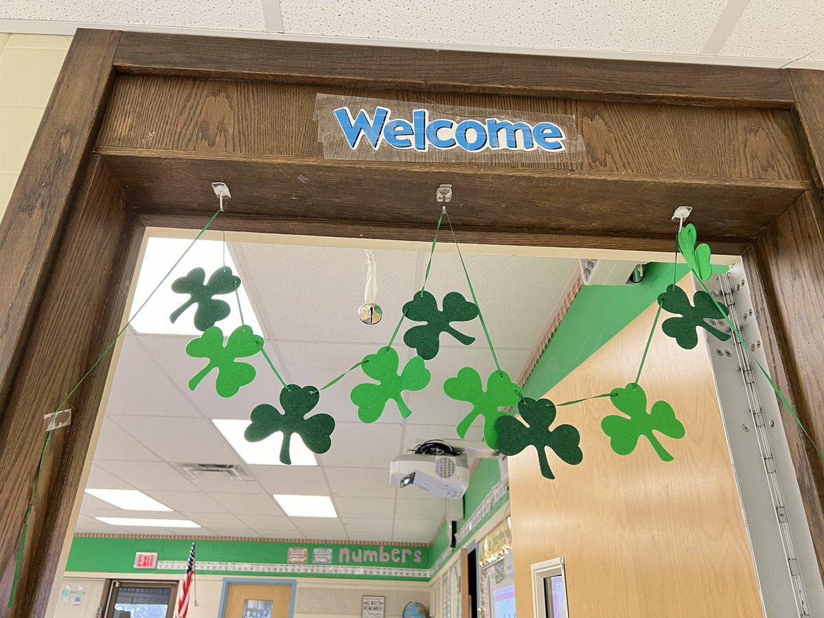 Mrs. Robinson tweet media