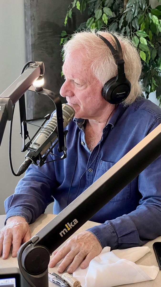 KMJNOW's tweet image. Former @NFL @DetroitLions LB Zack Follett joins The Restaurateurs next on @KMJNow. Stream here:
kmjnow.com

@Pismos @ElbowRoomFresno #Fresno #Detroit #CalBears 

kuppajoy.com