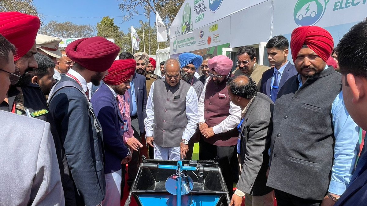 EvExpo_'s tweet photo. Today, the EV expo was inaugurated by the honorable Governor (Punjab) Shri Banwari Lal Purohit, Join us  from March 15-17 in Chandigarh. 

For further details, contact +91-9888351754 or visit our website: https://t.co/dbDp4MunW9

#EVExpo2024 #ElectricAutomobiles #solarpower https://t.co/35LxoI4wFB