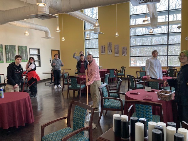 Collaboration is key!

At New Hampshire #JobCorps, students training in Hotel &amp; Lodging and Culinary Arts teamed up to host a welcome luncheon for new students on campus. JobCorps.gov #CareersBeginHere