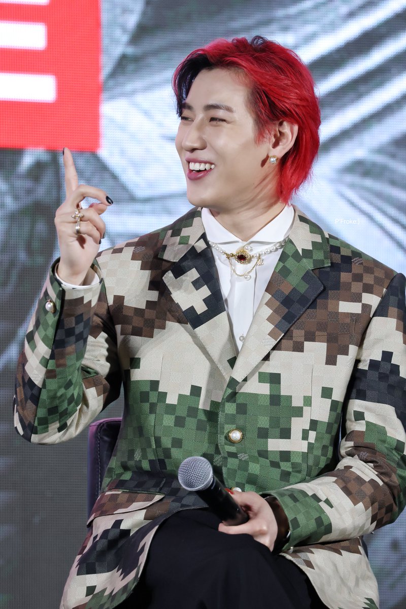 FWanit's tweet photo. 240315 หลงรักรอยยิ้มน้องแบม❤️
BAMBAM RAJAMANGALA PRESS CON
#ENCOREAREA52PC
#BAMBAMENCOREAREA52INBKK
#แบมแบม #BAMBAM #뱀뱀 https://t.co/sGLZd3juJ5