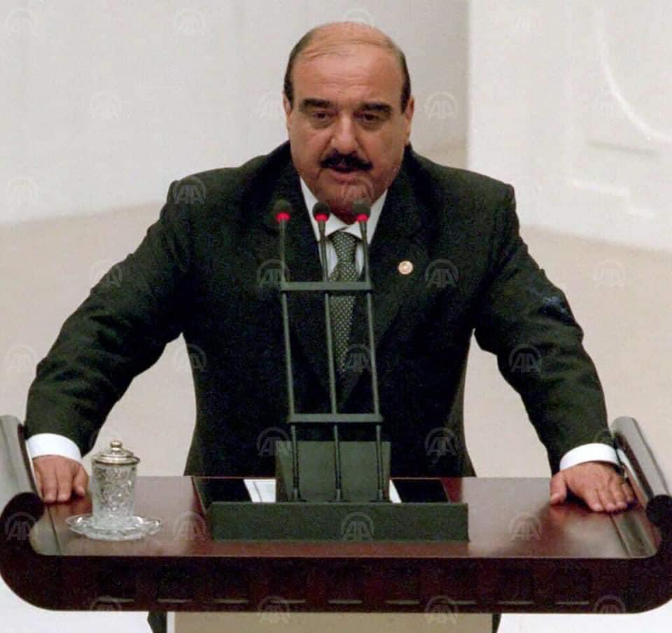 fevzisevgili's tweet photo. Vefatının sene-i devriyesinde azizim babamı rahmet ve minnetle anıyoruz.
Özlemin hiç bitmedi,bitmeyecek..
Mekanın cennet,
Makamın âli olsun.. https://t.co/79TkUKvLEd