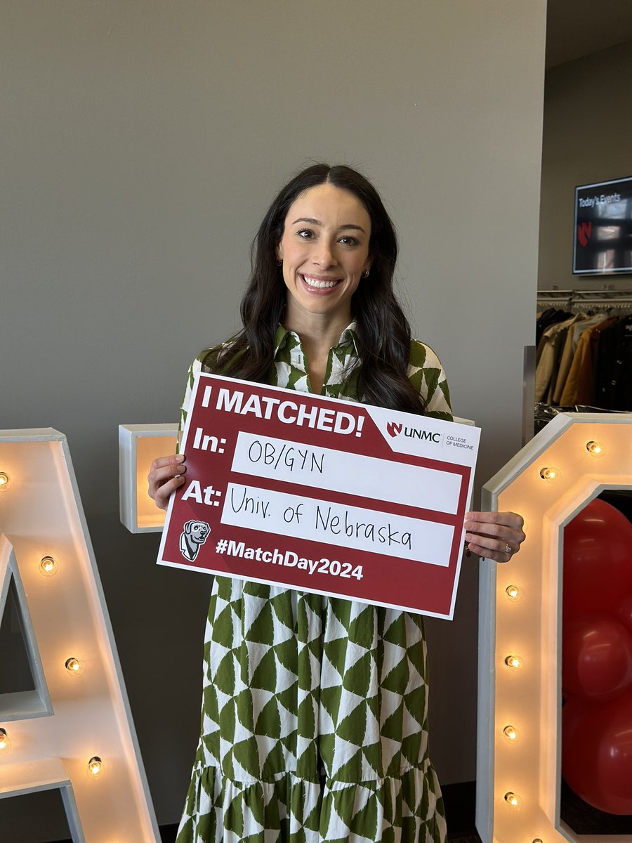 unmc's tweet photo. Congratulations to these med students who will be staying here at UNMC! #MatchDay @UNMCCOM https://t.co/C3TzHHUIfU