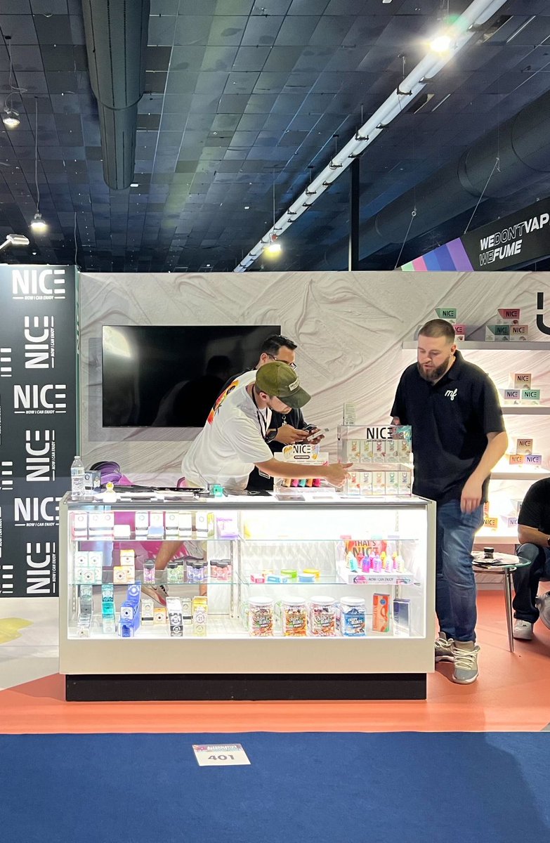 We’re having a great time here at the <a href="/altproexpo/">Alternative Products Expo</a> in Miami! Come find us over at booth #402 — we’ll be here all weekend until March 16th. ✌️ #altproexpo #manawynwood