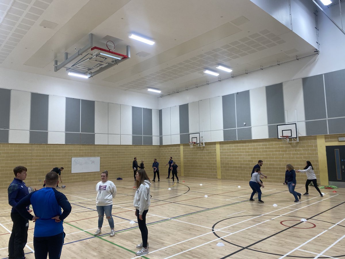 coachchrismcl's tweet photo. #WLPL | Underway are @ActiveWL Rugby CPD session with Dougie and Duncan from @Scotlandteam and Euan from @LinlithgowRFC π
Great to see a range of deliverers from Active Schools & Community Sport involved from a mix of schools and clubs π
Feedback link:
https://t.co/P8LcpVVD61 https://t.co/gOUteQdzD3
