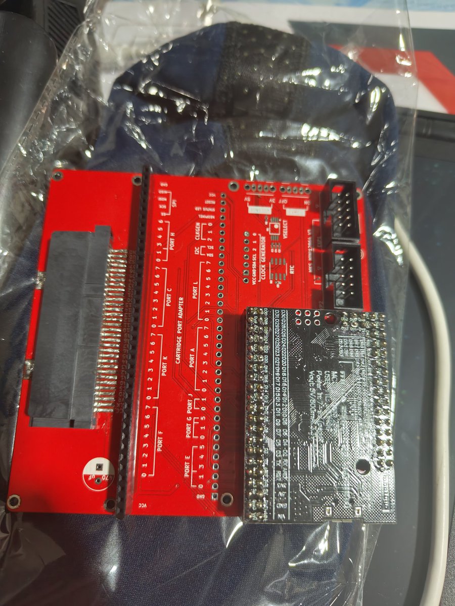 cse609's tweet photo. Me he propuesto hacer un cardreader hw5, poco a poco va tomando forma... eso sí, si vas a soldar, recomiendo un soldador de 40w el otro que tenía me quemaba las soldaduras y salían gordas ahora quedan muchísimo mejor 😁 iré subiendo resultados Gracias @MundoYakara por el vídeo https://t.co/SE2ueQUQV9