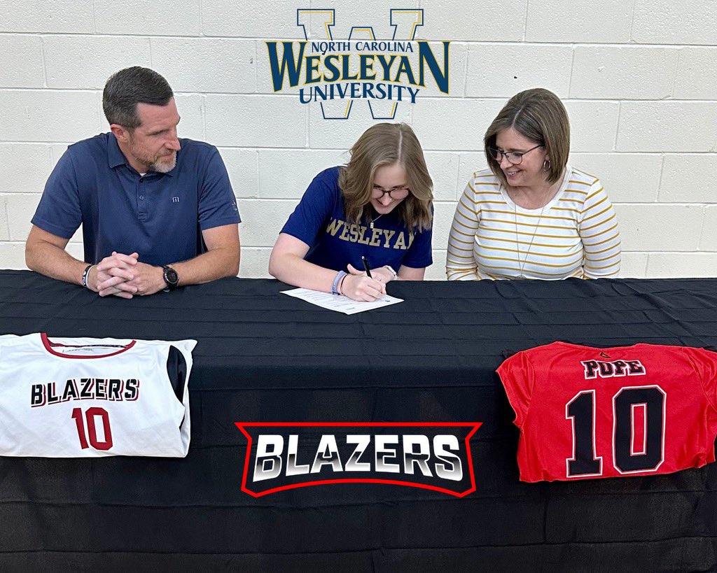 apope_11's tweet photo. I cannot believe that I just signed with @ncwuvball I am so grateful to have this opportunity to play my favorite sport and experience a new season of life! Thank you to everyone who has supported me through everything!    GO BISHOPS!! https://t.co/CQt2v8jOOV