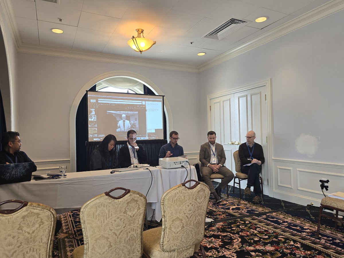 GhassanMoazzin's tweet photo. Great panel on "States and Markets in East Asia and Beyond" @TheBHCNews annual meeting featuring @LillianTsay, @bill_kelson, @JasonPetrulis, @johnclarkdamico, Michael Thornton and Takafumi Kurosawa https://t.co/fHd35ciUM1
