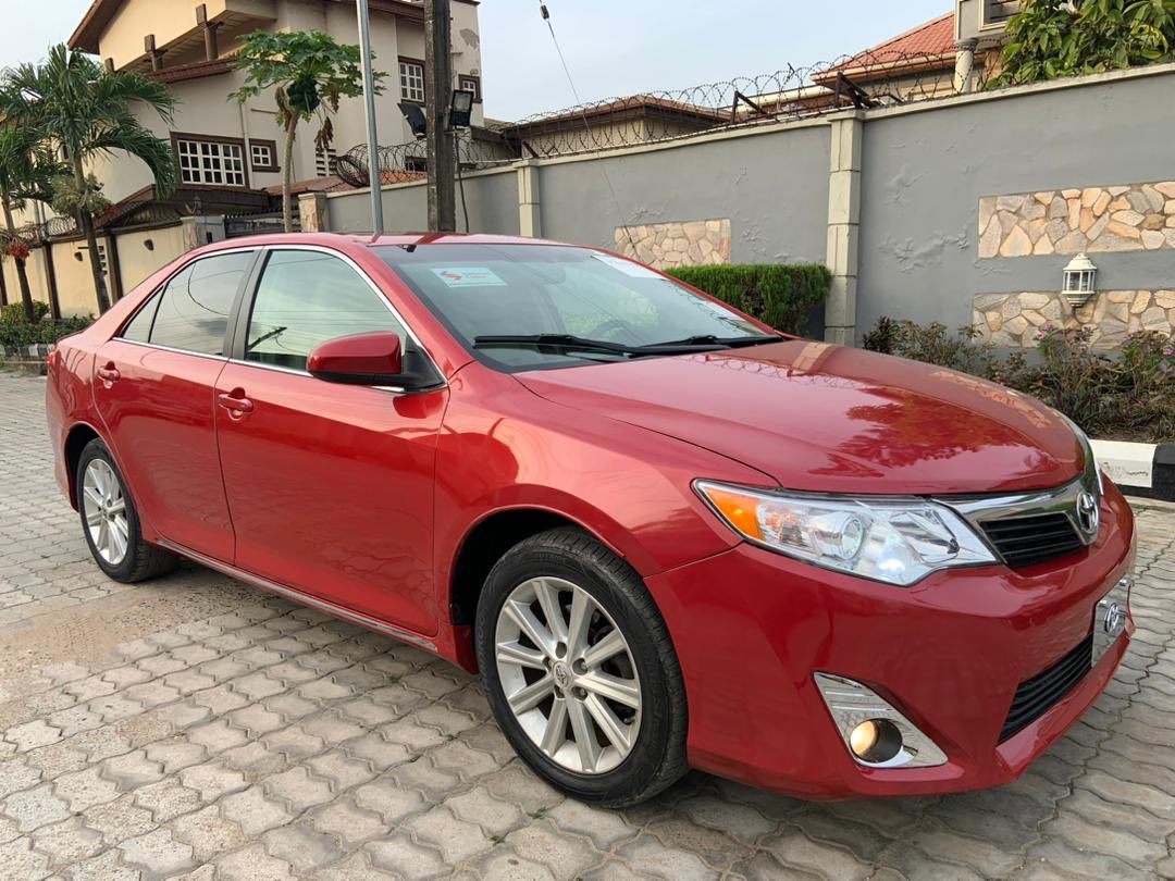 alsm54's tweet photo. Toyota Camry XLE 2012 fullest Option. 
Lacation:- Lagos 
Price:-13.5m Asking 
📞:- +2348029111945 https://t.co/btISsJ96KW