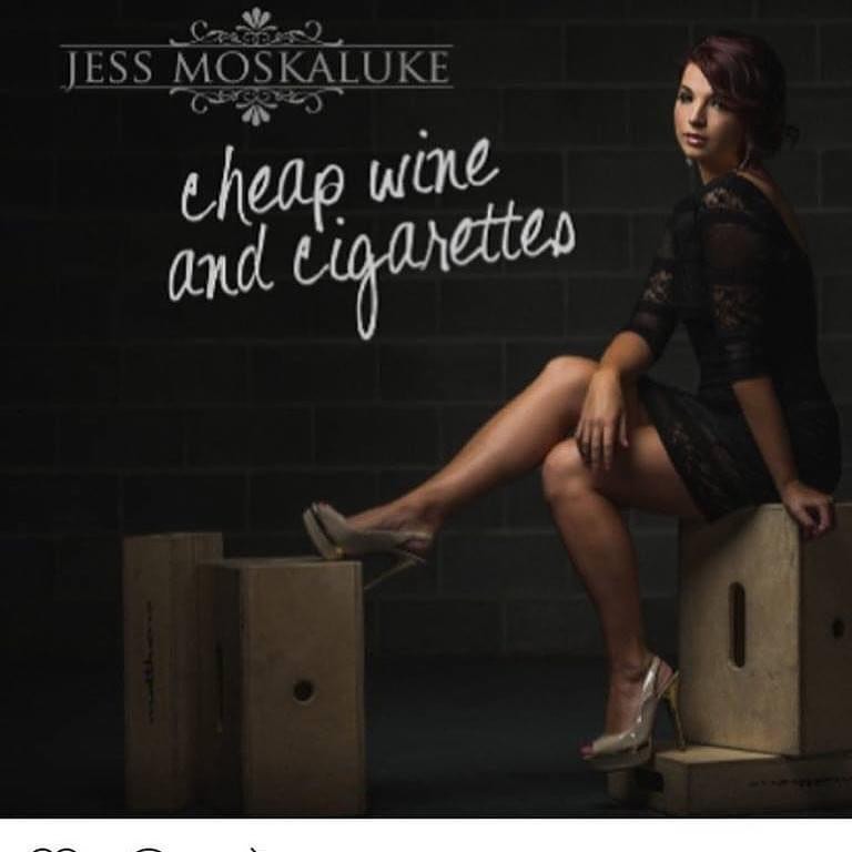 10 years ago today we released a song to radio from @jessmoskaluke’s Light Up the Night Album called 'Cheap Wine and Cigarettes'. Little did we know at the time, but that song would forever change Jess’s life. Listen now to the new Vice Mix: jessmoskaluke.lnk.to/CheapWineAndCi…