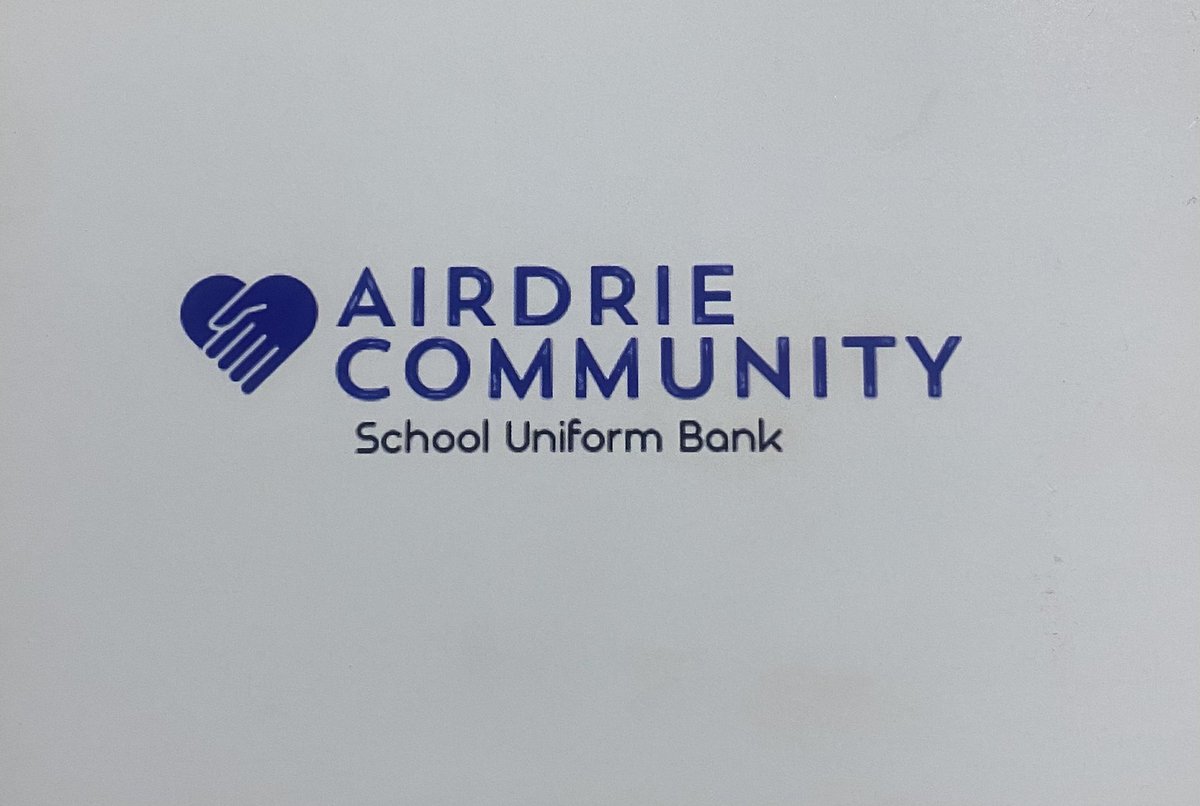 Another huge donation dropped off to @AIRDRIEUNIFORMS this afternoon 😀! Thank you to everyone who has donated! @CaldervaleHigh #rightsrespectingschool