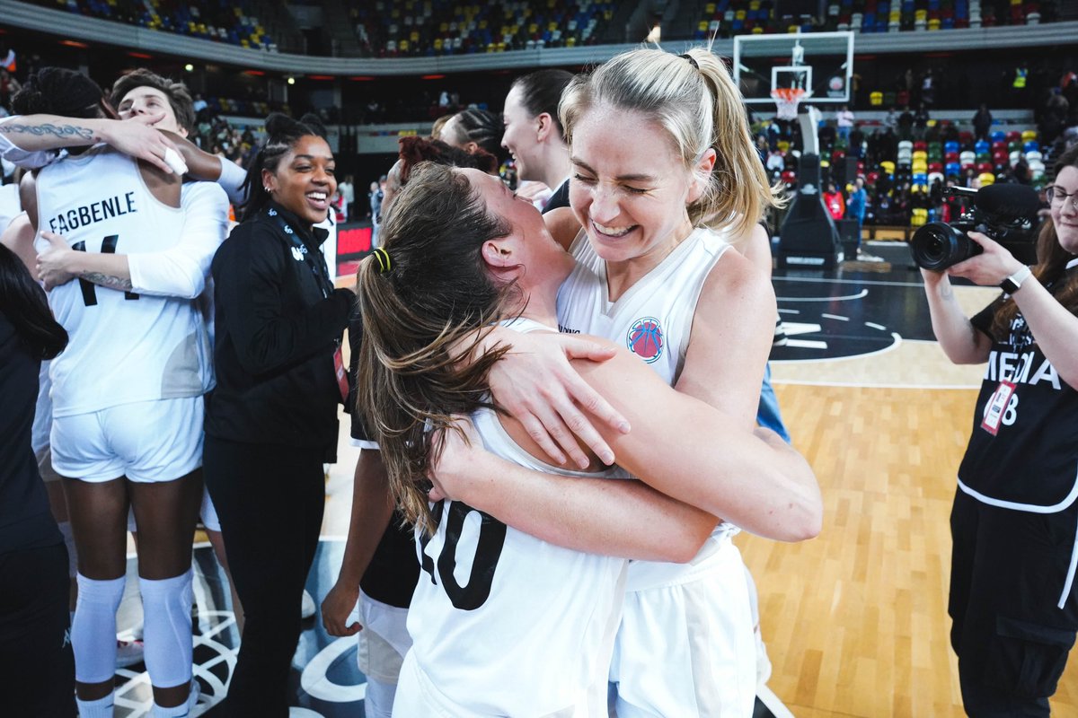 EUROCUP FINALISTS: A MOOD 📸🤯

<a href="/EuroCupWomen/">EuroCup Women</a> | #WeAreLondon #EuroCupWomen #HearOurRoar