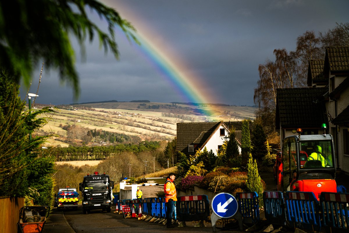 What's better than a pot of gold at the end of the rainbow? Try ultrafast full-fibre broadband 😁 Happy St. Patrick's Day ☘️