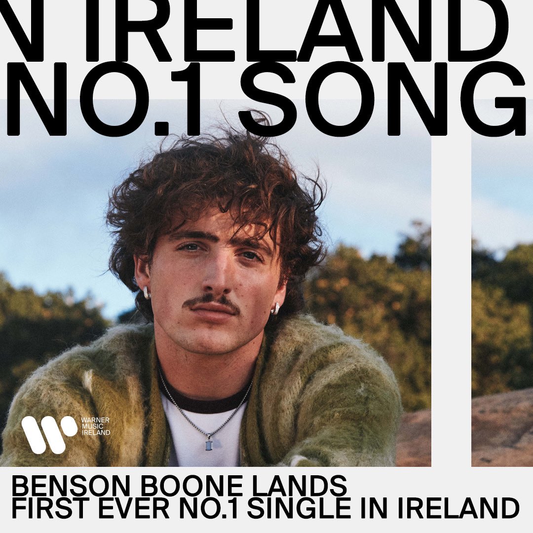 HUGE CONGRATULATIONS TO @bensonboone !!! ‘Beautiful Things’ is his First ever Irish no.1 and will be Ireland’s no.1 on St.Patrick’s Day! Grá 🇮🇪💚