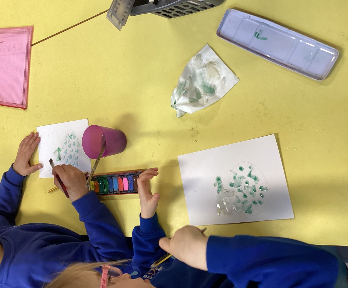 This week, #Northleaze1 have been reading The Odd Egg. Today, we sketched some pictures of duck and her odd egg and loved using the watercolours to add to our sketches.