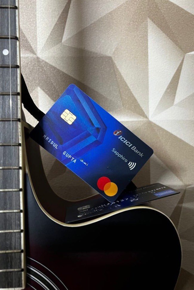 thisismrids's tweet photo. (1/n)

Now, is the turn of #ICICI #Saphiro!

What I get out of it?

💳BOGO on BookMyShow (upto 500) twice a month

💳4 domestic lounge access per quarter (on spending 5000 in prev quarter)

💳2 intl lounge access and 2 spa in a year through dreamfolks https://t.co/5BUau6QhNl