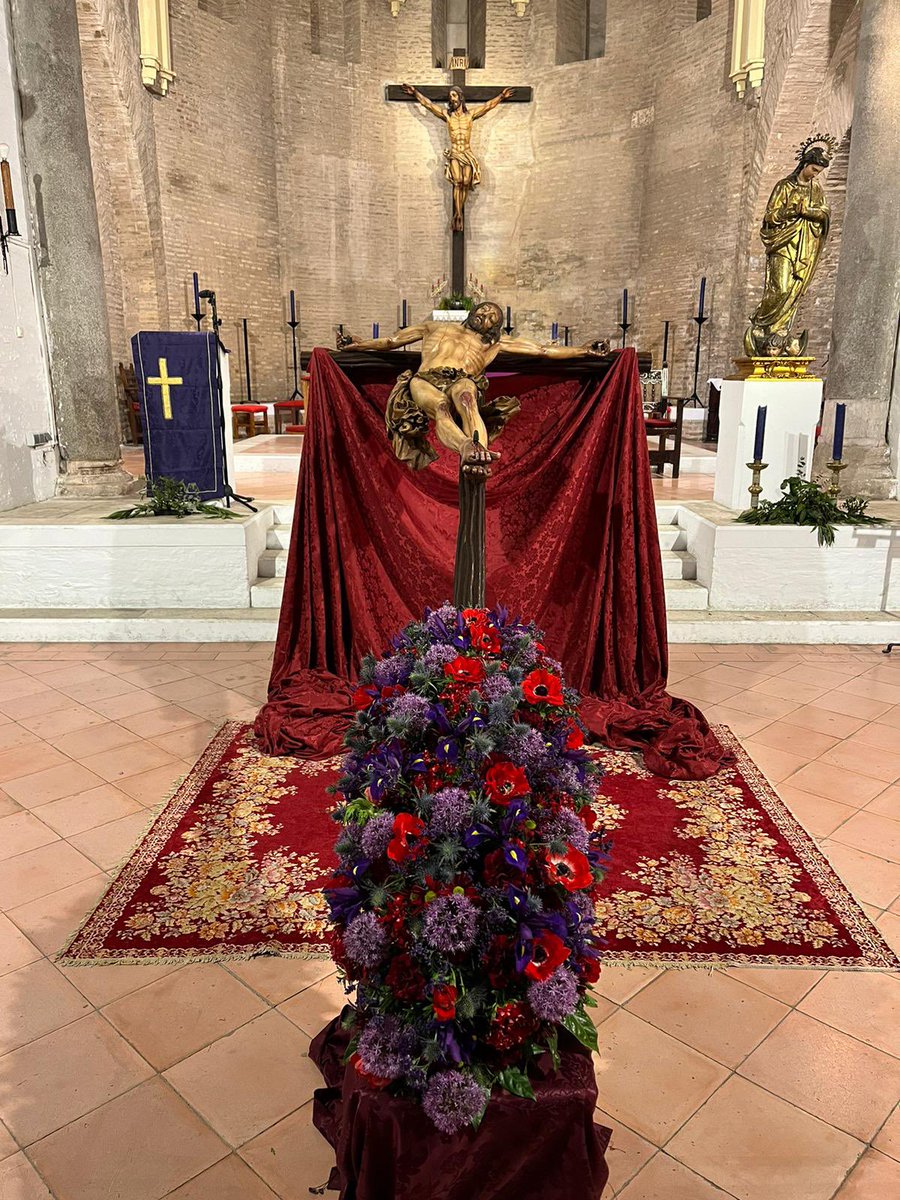 perdonsanmarcos's tweet photo. Todo preparado para la celebración del Via Crucis de la @Parrosanmarcos a las 20:00h con el Santísimo Cristo del Perdón. https://t.co/RYEPRLVqPP
