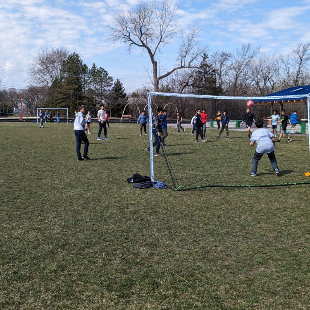 OakGrovePride's tweet photo. โฝ๏ธ Lunchtime Fun! โฝ๏ธ
Big thanks to our Student Council and Ms. Aimee Brown for making it possible for our 7th graders to enjoy some soccer during lunch! It's a great way to stay active, practice teamwork, and have fun with classmates.
#OakGrovePride #OGD68 https://t.co/IbmpotTeh3