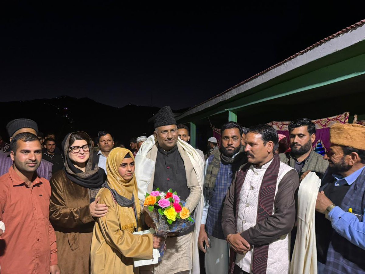 GulamAliKhatana's tweet photo. "Visited the Residence of Late #Molvi_Ghulam_Din, #Ashok_Chakra Awardee, at #Zero_Line in Malti Dalhan, #Poonch, J&amp;K"

@blsanthosh ji https://t.co/HILCxe8tRF