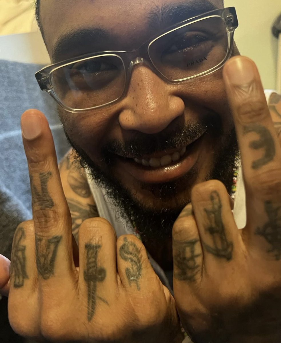 sungodpxllz's tweet image. 🔓