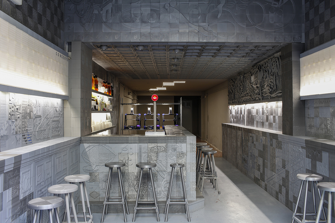 We are proud to announce the acquisition of Martí Guixe's artwork by the #Kunstgewerbemuseum #staatlichemuseenzuberlin Produced in collaboration with PPP, The acquired piece is part of the L’ Ex-Designer Bar NFT series and notably becomes the first NFT acquired by <a href="/kulturSPK/">Stiftung Preußischer Kulturbesitz</a> #ada