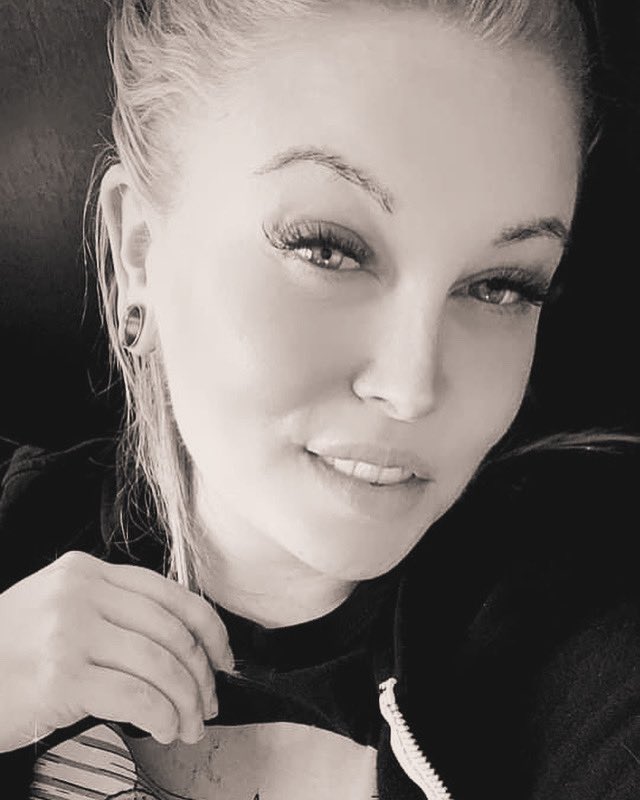Katyfabe's tweet photo. Live. Laugh. Lobotomy. https://t.co/AY1omsBCk8