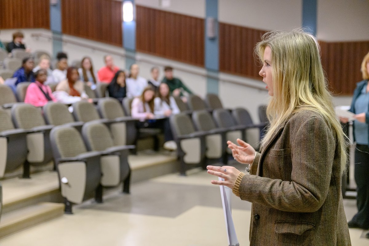 Blackman Collegiate Academy recently visited @MTSU as part of a 10-year partnership to provide Blackman High students a high-quality, college prep program. BCA offers Dual Enrollment courses and day-long field trips to MTSU for tours and workshops. (📸: J. Intintoli/MTSU)