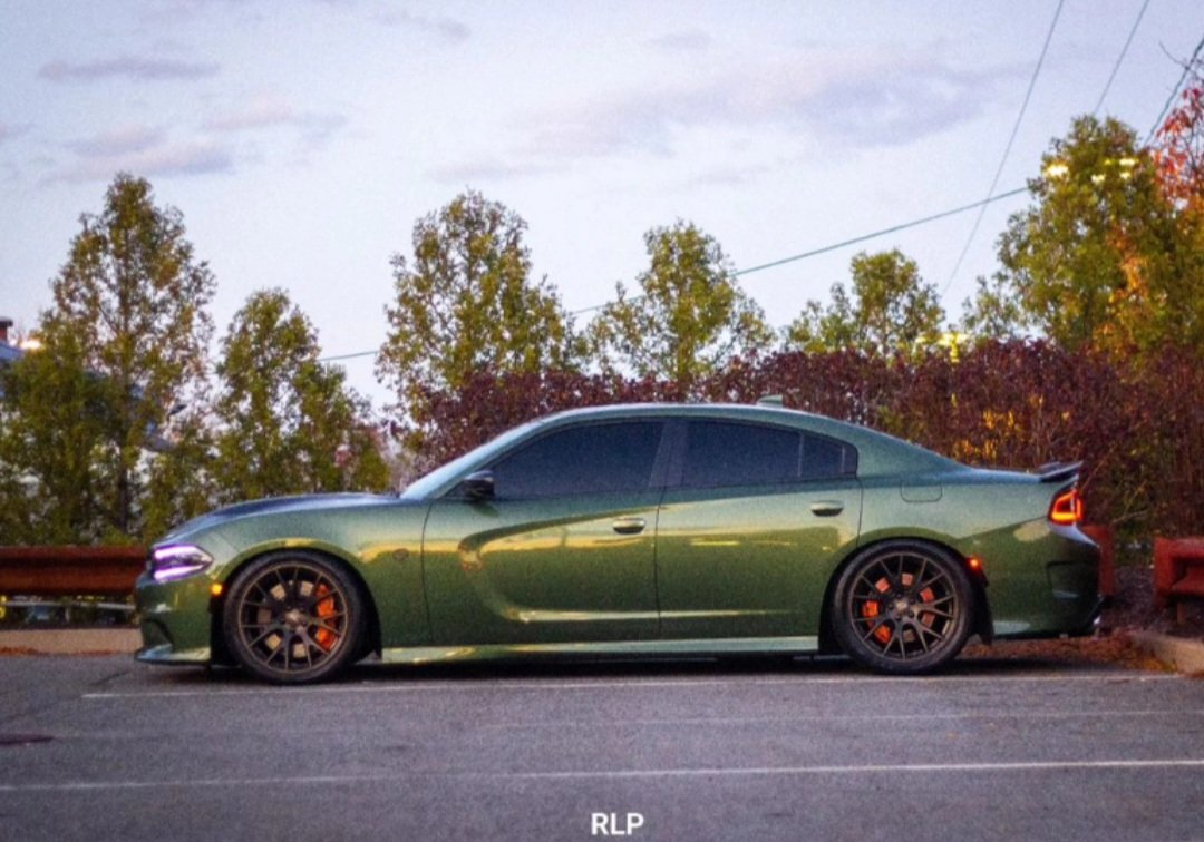 redlinesproject's tweet photo. Fitment Friday 

Photographer: @redlinesproject 
Owner: C
Car: @Dodge 

#Dodge #Charger392 #Dodgechager #V8 #american #muscle #cars #sunset #photography #canon https://t.co/efzeSQqIOl