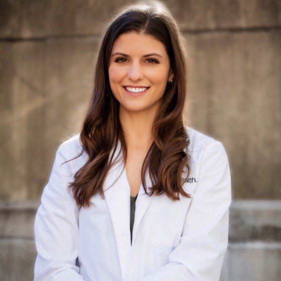 We are delighted to welcome Dr. Anna Kikut to our Radiation Oncology Residency Program! We look forward to her contributions and to supporting her continued growth and success in the field! Welcome, Dr. Kikut! #dartmouthradonc #match2024 #womenwhocurie #radonc