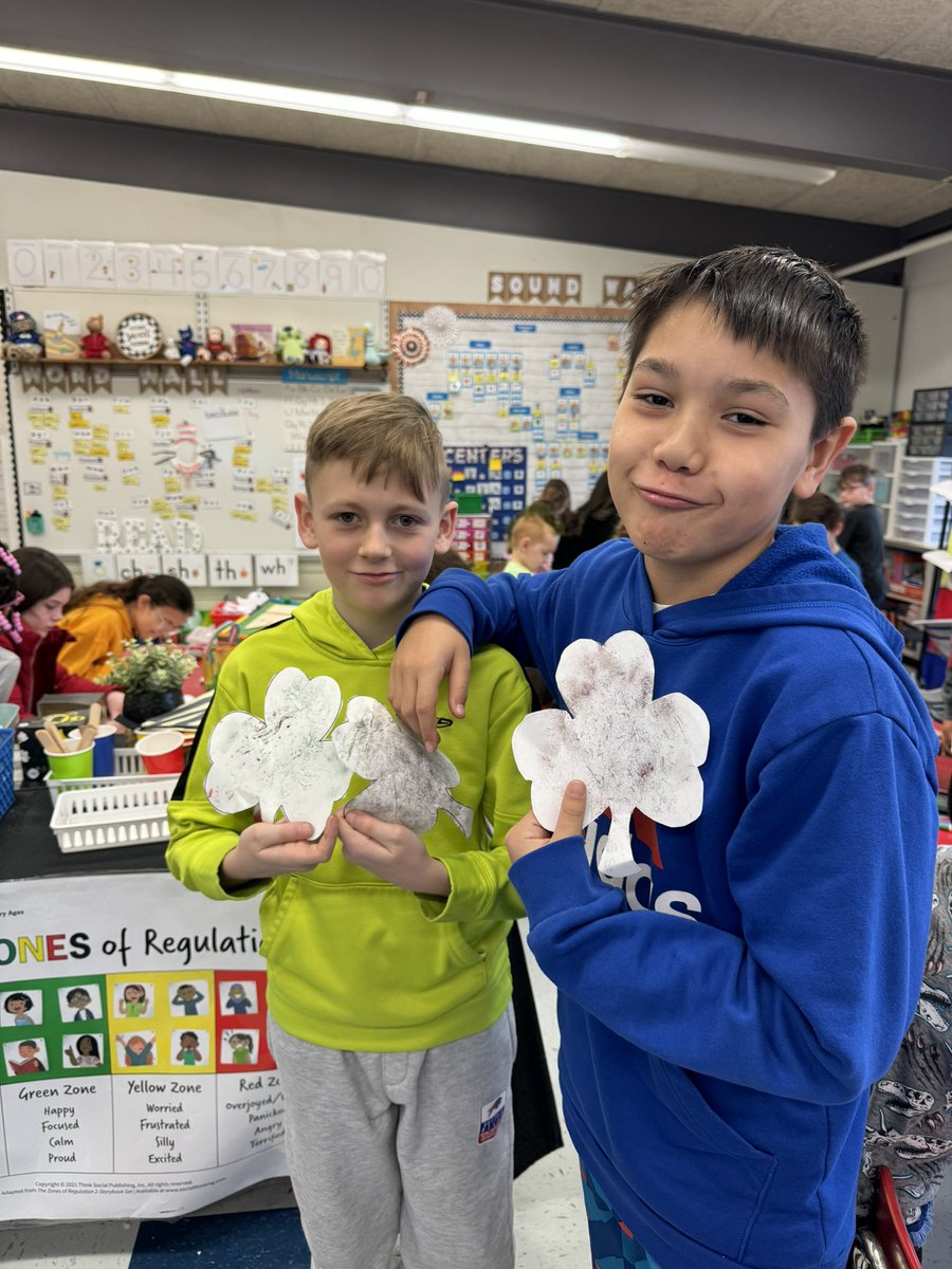 Cintron5thGrade's tweet photo. Had a great time with our little buddies today! The 5th graders skills were put to the test! @colbytlhill @BCSDGinther https://t.co/pqZuUd4QP7