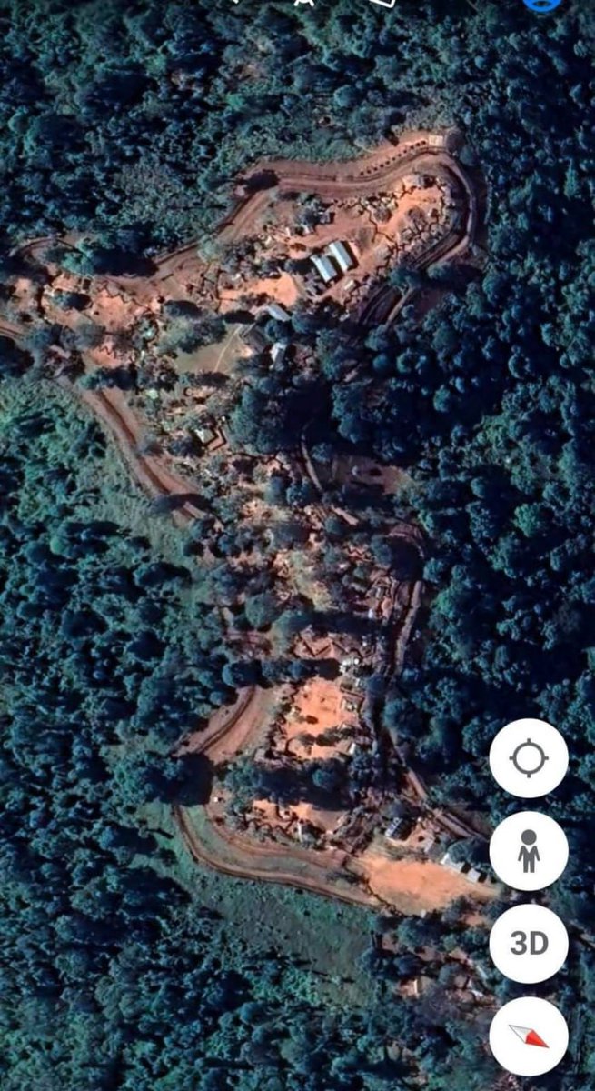 NantEiThandar's tweet photo. The entire camp of #BomRaTaung's military council camp, which was commanded by the commander of  #88thDivision of #SAC &amp; near #KIA's headquarter city #Laiza, have fled.
https://t.co/zUiIdagON1…
#2024Mar15Coup 
#WarCrimesOfJunta 
#WhatsHappeninglnMyanmar https://t.co/RdoyljeId5