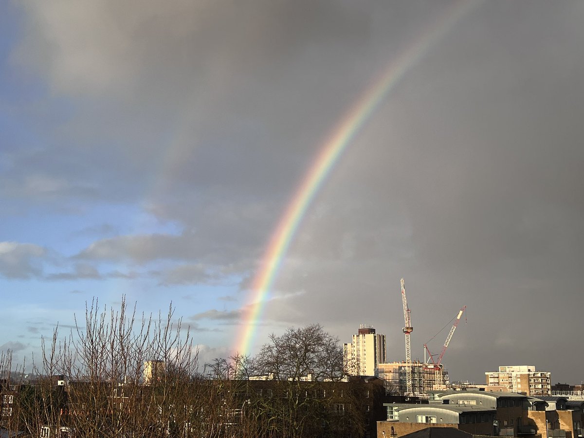 Happy Friday! A #rainbow 🌈 has appeared!