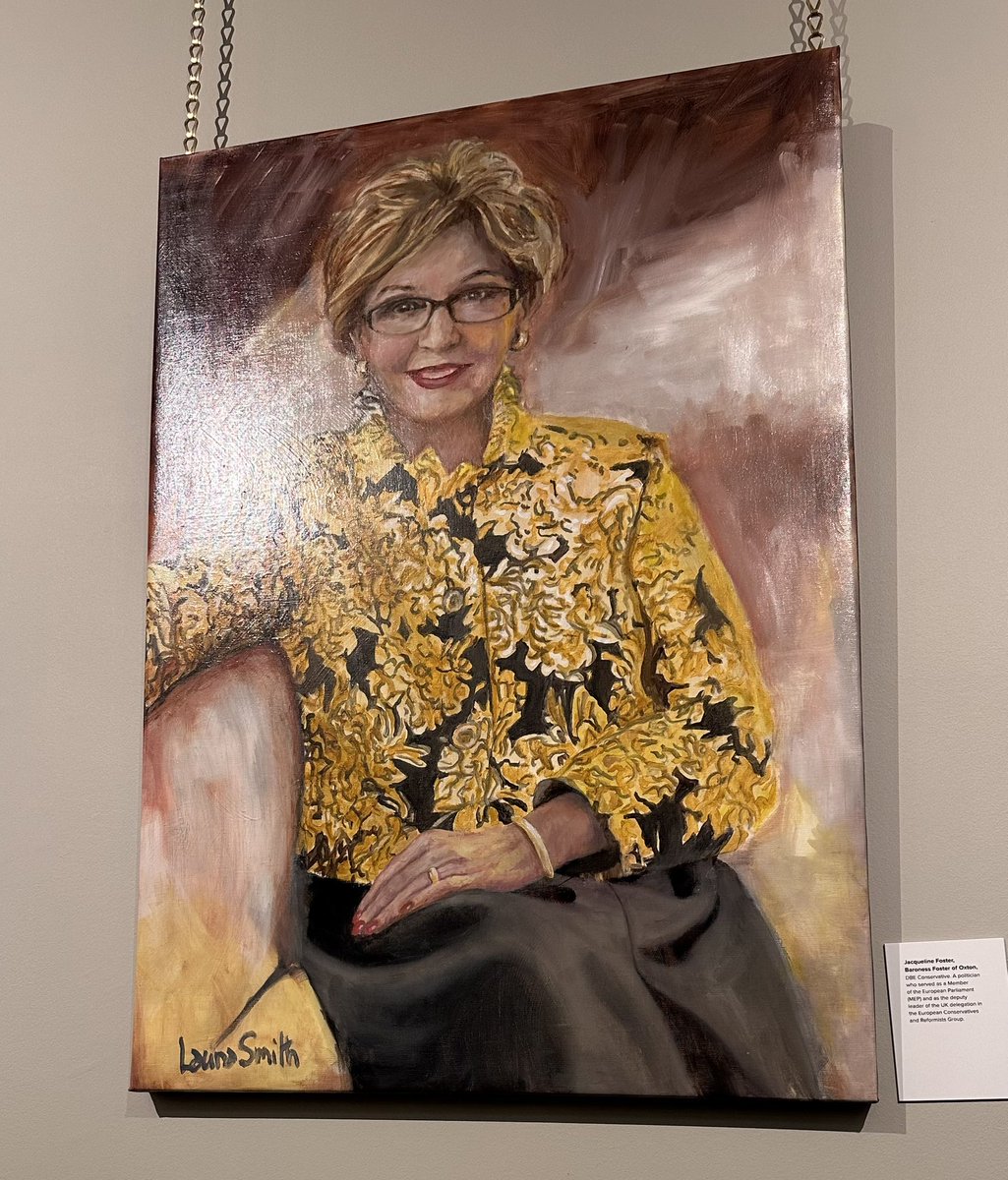 Went for a lovely walk around @BlenheimPalace today and saw this wonderful painting of Baroness @jfoster2019 in the Café 

@MichelleDewbs @GBNEWS