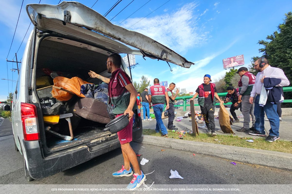 ¿Sabías qué?🔎

La @CDMX_SIBISO cuenta con #BrigadasDeCalle que realizan recorridos por la #CDMX, para ofrecer los servicios de cuidados de los Centros del #IAPP a los que + lo necesitan.