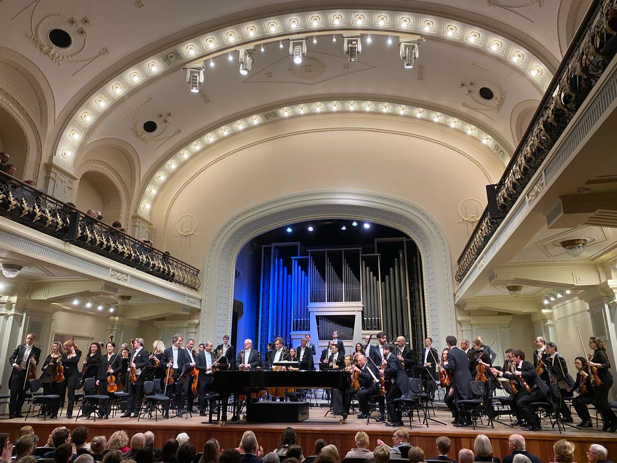 Wonderful concert of @PhilharmonieLux at the Lithuanian National Philharmonic Concert Hall in Vilnius🇱🇹. Great example of very close cultural relations between Luxembourg🇱🇺 and Lithuania🇱🇹