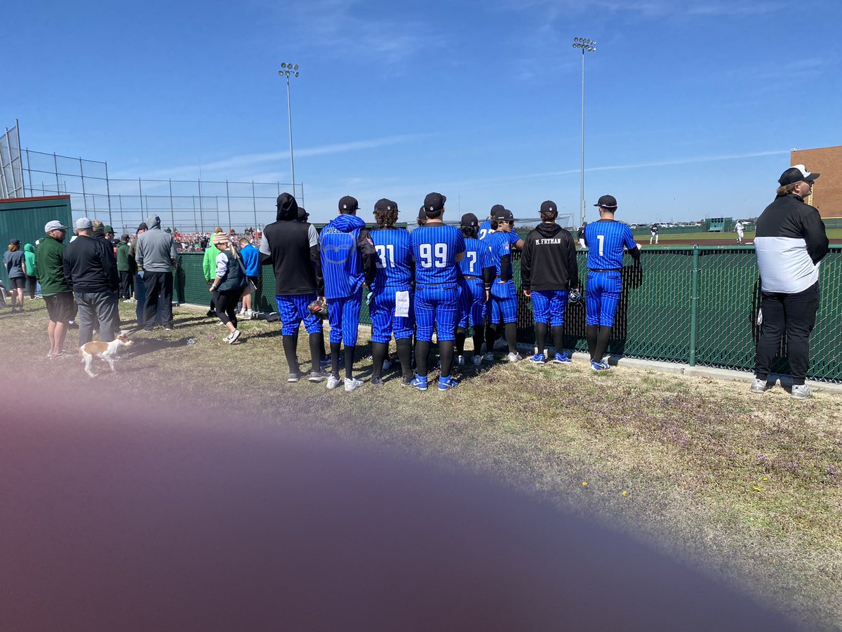 LeavenworthBas1's tweet image. It’s FINALLY here…it’s GAME DAY!!!! 2024 season opener against Maize in the Air Capital Classic! #SWWN @WeNotMe #EarnIt #C3S @PeteTweets453 @mikekoontzLVAD @LVJamesV