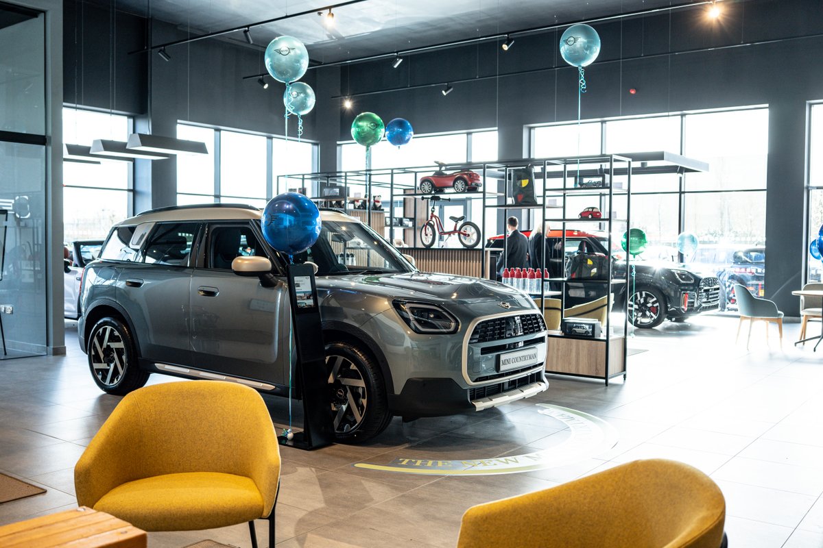 This weekend we are running our MINI family fun days at all of our centres to celeberate the launch of the new Countryman! Bristol, Swindon and Melksam’s events will be continuing tomorrow and Hungerford’s will be running on Sunday – make sure to come and join us this weekend!